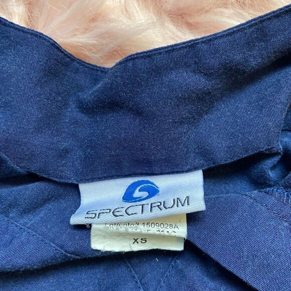 Unisex XS Blue Scrub Top - Picture 3 of 3